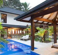 Spice At Oak Award Winning Luxury Absolute Oceanfront House Oak Beach Near Port Douglas - Accommodation Port Macquarie