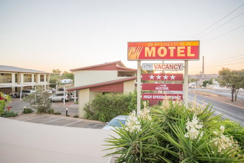 Spinifex Motel And Serviced Apartments - Accommodation Port Macquarie 3