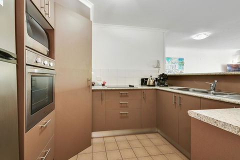 Spinnaker Apartments - Accommodation Port Macquarie 3