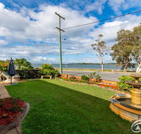 Spoil yourself with the perfect position of this first floor Unit - Accommodation Port Macquarie