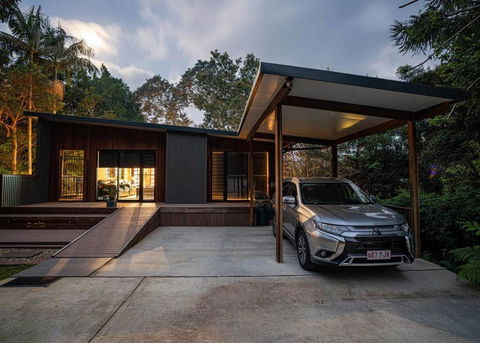 Springbrook25 Upper Apartment - Accommodation Port Macquarie 1