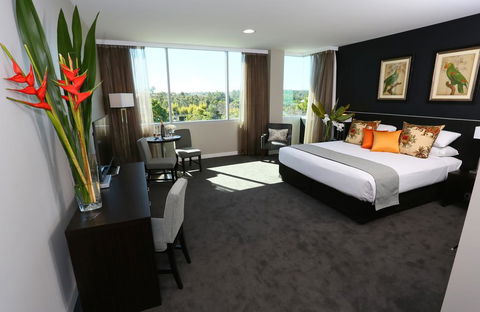 Springfield Lakes Boutique Hotel - Accommodation Port Macquarie 1