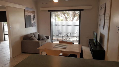 Stay Awhile In Port Pirie - Min Stay 4 Nights - Accommodation Port Macquarie 2