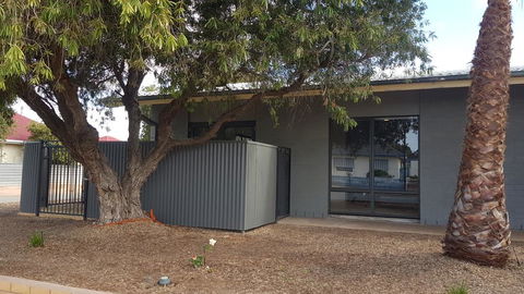Stay Awhile In Port Pirie - Min Stay 4 Nights - Accommodation Port Macquarie 0