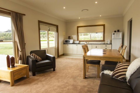 Stay Bathurst - Accommodation Port Macquarie 1