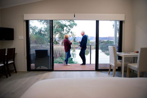 Still Earth - Accommodation Port Macquarie 3