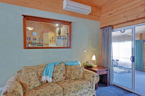 Stony Rise Cottage B&B - Accommodation Port Macquarie 2