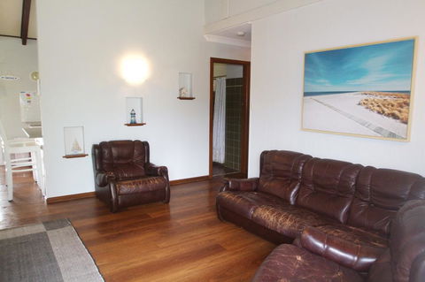 Stouty's At Hat Head - Accommodation Port Macquarie 3