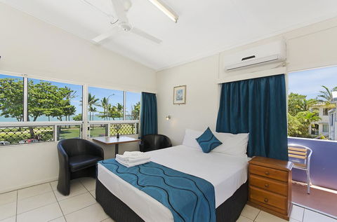 Strand Motel - Accommodation Port Macquarie 0