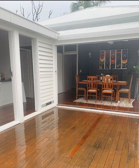 Stranded In Oz Stay In Relaxing Environment, FREE WIFI, NETFLIX, POOL, AIR CON - Accommodation Port Macquarie 3