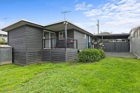 Strathmore Beach House 67 - Accommodation Port Macquarie 0