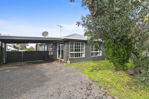 Strathmore Beach House 67 - Accommodation Port Macquarie 1