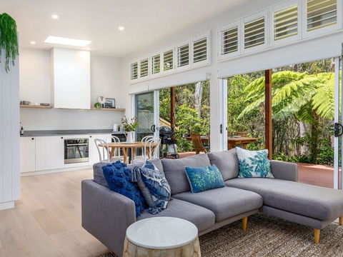 Studio By The Bay :: Jervis Bay Rentals - Accommodation Port Macquarie 0
