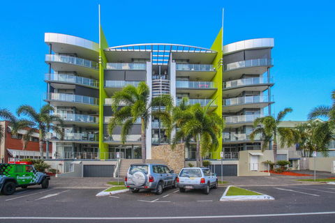 Stunning Ground Floor City Apartment. - Accommodation Port Macquarie 1