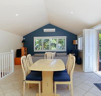 Stunning Home in Salamander Bay - Accommodation Port Macquarie