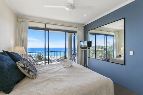 Stunning Top Floor Sunshine Beach Getaway! Unit 7 Vista Pacific 12 Bryan Street - Accommodation Port Macquarie 1