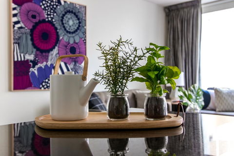 Stunning, Central Huge CBD Pad, Free WiFi, Netflix - Accommodation Port Macquarie 2