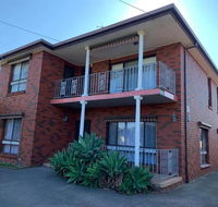 Stylish Bedroom in Bentleigh East - Accommodation Port Macquarie