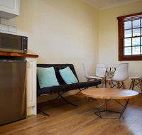 Stylish Cute Cottage in McMahons Point - Accommodation Port Macquarie