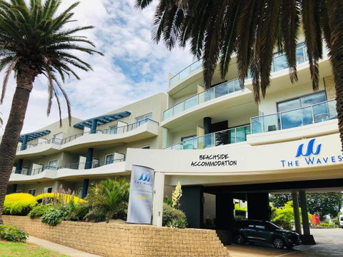 Stylish Island Getaway - BEACHFRONT APARTMENT - Accommodation Port Macquarie 1