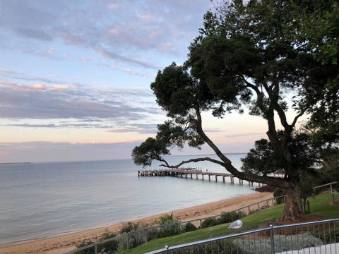 Stylish Island Getaway - BEACHFRONT APARTMENT - Accommodation Port Macquarie 3