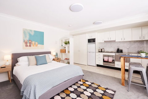 Stylish Manly Studio With BBQ Terrace And Parking - Accommodation Port Macquarie 1
