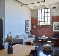 Stylish Warehouse Conversion In The Heart of Fitzroy - Accommodation Port Macquarie