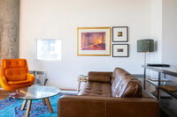 Stylish Warehouse Convert 2 Bedroom Apartment