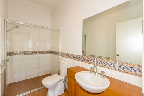 STYLISH, SUN-DRENCHED AND SOPHISTICATED - Accommodation Port Macquarie 3