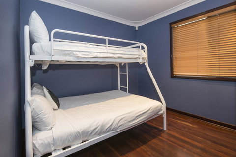 Sugar Shack - Character Family Home Right On The Ocean - Accommodation Port Macquarie 1