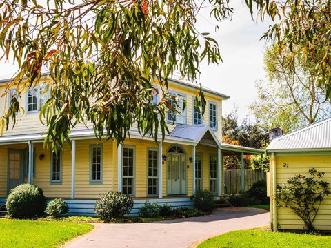 Summer Days - Accommodation Port Macquarie 0