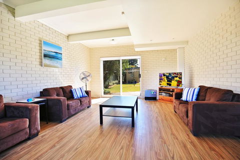 Summer Sands - Pet Friendly - Accommodation Port Macquarie 2