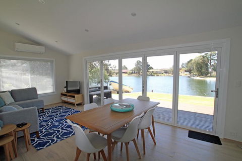 Summer's Exclusive Getaway - Accommodation Port Macquarie 2