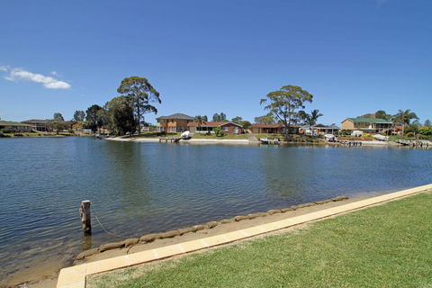 Summer's Exclusive Getaway - Accommodation Port Macquarie 0