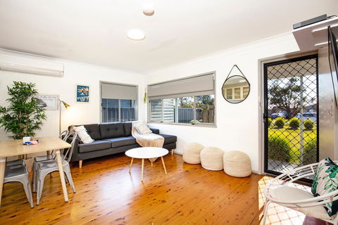 Sun Shack @ Culburra - Pet Friendly - 3 Mins To Beach - Accommodation Port Macquarie 2