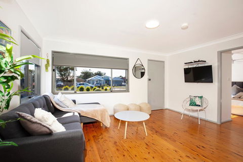 Sun Shack @ Culburra - Pet Friendly - 3 Mins To Beach - Accommodation Port Macquarie 1
