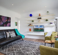 Sun-Drenched Apartment in a Peaceful Location - Accommodation Port Macquarie