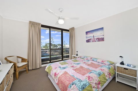 Sundial 503 8-10 Hollingworth Street - Accommodation Port Macquarie 1