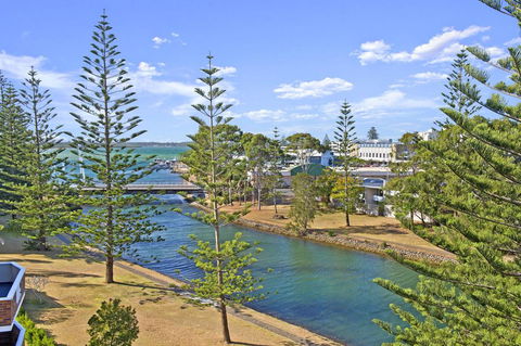 Sundial 503 8-10 Hollingworth Street - Accommodation Port Macquarie 0