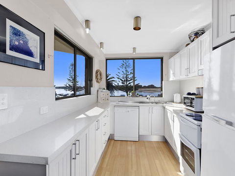 Sundowner Apartment 2 - Accommodation Port Macquarie 1