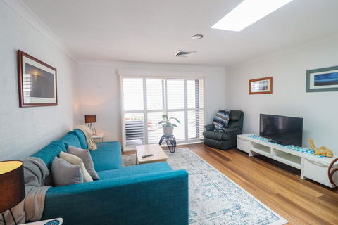 Sunflower Villa In Raffertys Resort - Accommodation Port Macquarie 2