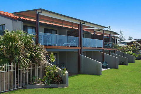 Sunrise Reef Unit 2 - Lennox Head - Accommodation Port Macquarie 3