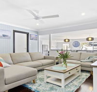 Sunset Beach - situated between two beaches and a lake - Accommodation Port Macquarie