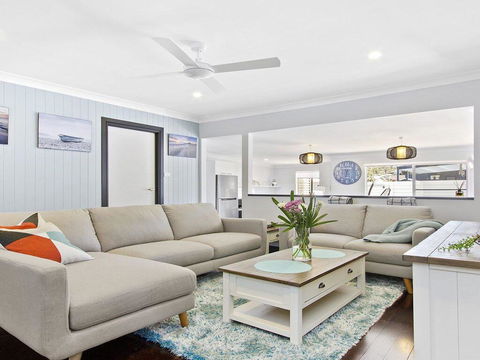 Sunset Beach - Situated Between Two Beaches And A Lake - Accommodation Port Macquarie 0