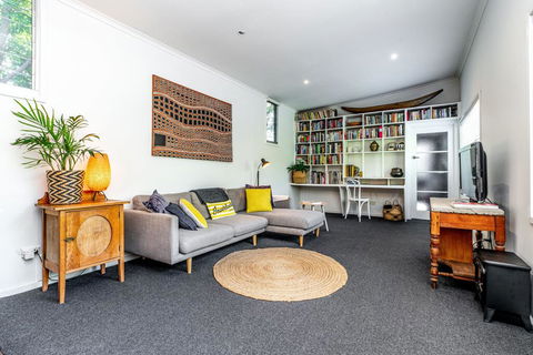 SUNSET BEACH SHACK On SURF - Accommodation Port Macquarie 0
