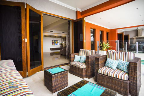 Sunset Circle At The Cove - Accommodation Port Macquarie 3