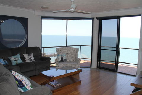 Sunset Sails Redcliffe - Accommodation Port Macquarie 3