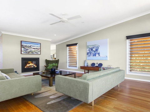 Sunshine Beach House-25 Metre Walk To The Beach - Accommodation Port Macquarie 3