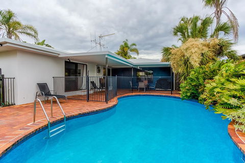 Sunyata Beach House - Rainbow Beach, Beachside Escape With A Pool, Pet Friendly And Wi-Fi - Accommodation Port Macquarie 0