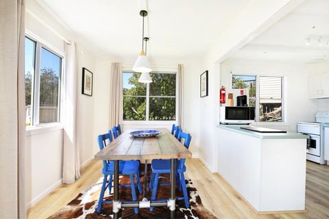 Surf Shack - Pet Friendly - 1 Min Walk To Beach - Accommodation Port Macquarie 0